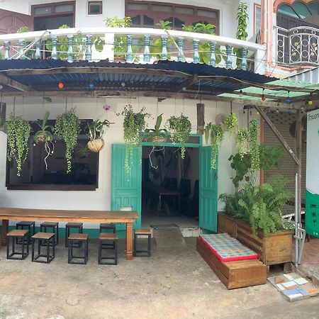 La Casa - Thakhek Exterior foto